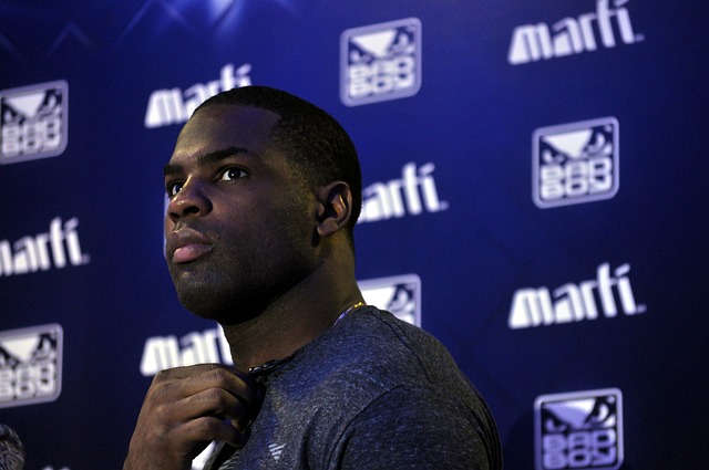 首輪大幕拉 首輪大幕拉